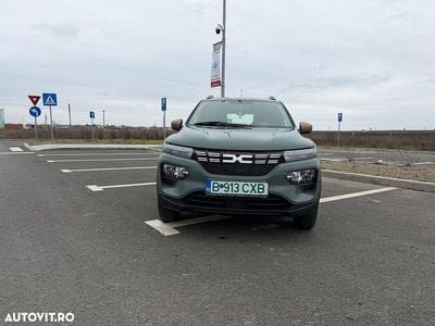 Second-hand Dacia Spring Extreme 47 kW (65 CP) 2024 Culoareverde Hatchback