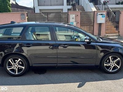 Second-hand Volvo V50 Business Edition 115 CP (84 kW) 2012 Culoarenegru Break