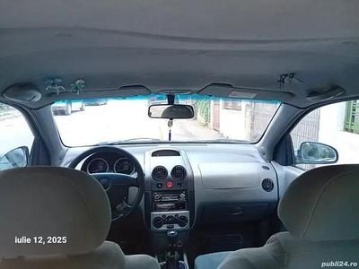 Gri Utilizat 2005 Chevrolet Kalos Berlinǎ | 1.200 EUR