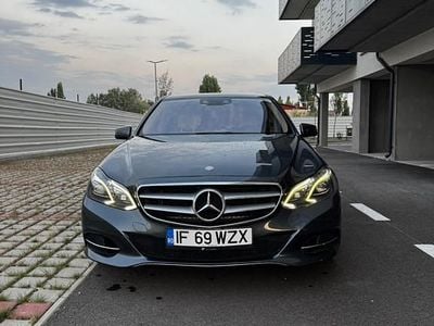 Second-hand Mercedes E300 234 CP (172 kW) 2014 Gri Berlinǎ