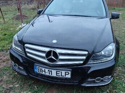Mercedes C200