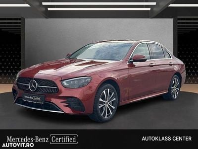 Second-hand Mercedes E300 AMG line 306 CP (225 kW) 2021 Culoarerosu Berlinǎ