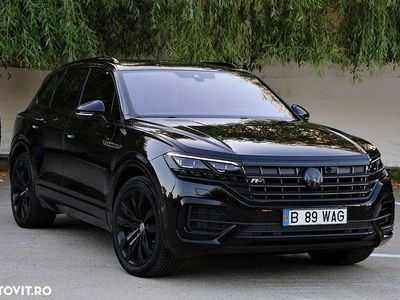 Culoarenegru Utilizat 2019 VW Touareg R-line SUV | 39.499 EUR (Scump)