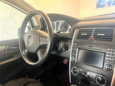 Utilizat 2011 Mercedes A180 Hatchback | 3.850 EUR