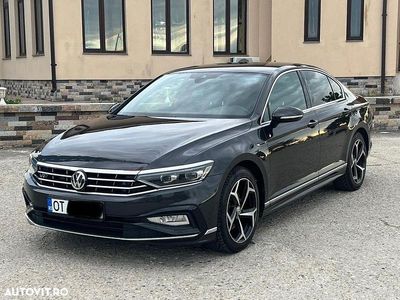 Culoarenegru Utilizat 2020 VW Passat Executive Berlinǎ | 21.999 EUR (Scump)