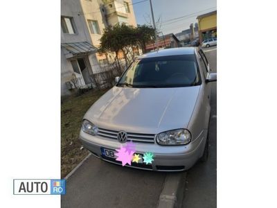 Second-hand VW Golf IV 101 CP (74 kW) 2003 Hatchback