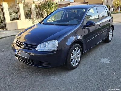 VW Golf V