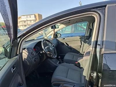 VW Golf V