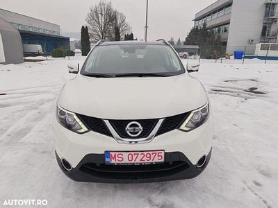 Second-hand Nissan Qashqai Acenta 110 CP (80 kW) 2015 Culoarealb SUV
