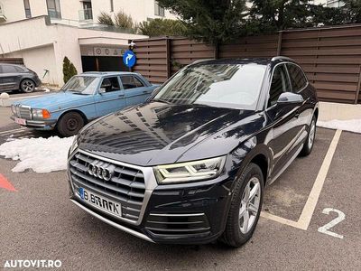 Second-hand Audi Q5 Sport 190 CP (139 kW) 2020 Culoarealbastru SUV