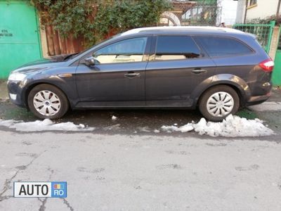 Gri Utilizat 2010 Ford Mondeo Break | 4.700 EUR