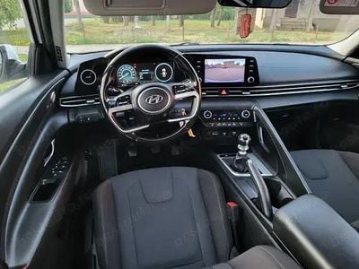 Alb Utilizat 2022 Hyundai Elantra Berlinǎ | 13.400 EUR (Preț OK)