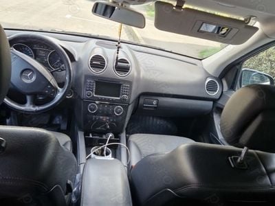 Mercedes ML320
