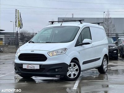Second-hand Ford Transit 95 CP (69 kW) 2018 Culoarealb Monovolum
