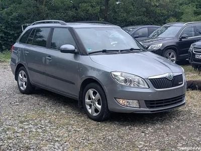 Albastru Utilizat 2012 Skoda Fabia GreenLine Hatchback | 3.990 EUR (Puțin scump)