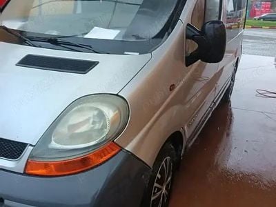 Utilizat 2005 Renault Trafic Monovolum | 3.400 EUR (Super Preț)