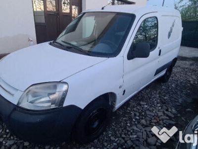 second-hand Citroën Berlingo 1.9d 950e impecabila