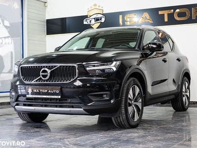 Culoarenegru Utilizat 2020 Volvo XC40 Momentum SUV | 27.286 EUR (Scump)
