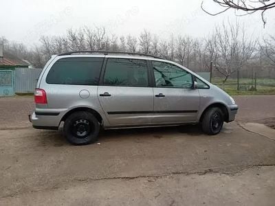 Second-hand Ford Galaxy 136 CP (100 kW) 2005 Monovolum