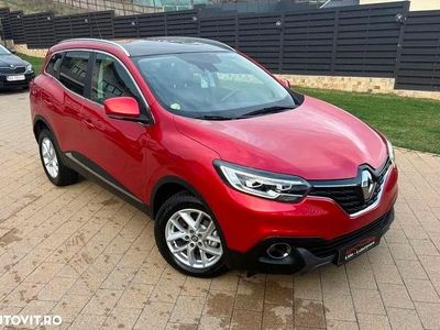 Culoarerosu Utilizat 2016 Renault Kadjar Bose Edition SUV | 11.799 EUR (Preț OK)