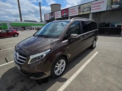 Mercedes V250