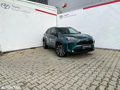 Culoareverde Utilizat 2025 Toyota Yaris Cross SUV | 26.900 EUR