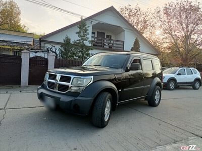 second-hand Dodge Nitro 4x4 la buton