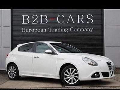 Culoarealb Utilizat 2014 Alfa Romeo Giulietta Distinctive Hatchback | 6.450 EUR