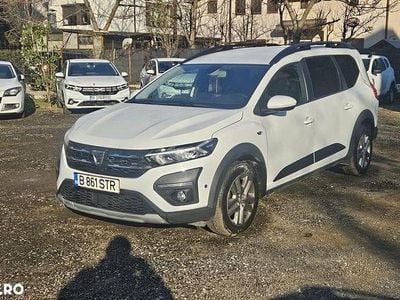 Second-hand Dacia Jogger Comfort 100 CP (73 kW) 2023 Culoarealb Monovolum