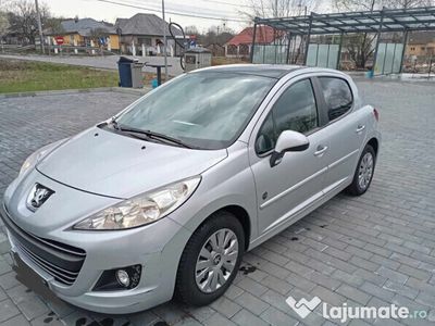 second-hand Peugeot 207 masina