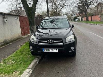 Culoarenegru Utilizat 2010 Toyota RAV4 Executive Berlinǎ | 6.390 EUR (Scump)