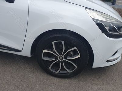 Alb Utilizat 2016 Renault Clio IV Life Berlinǎ | 8.350 EUR (Puțin scump)