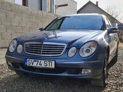 Mercedes E220