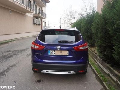 Second-hand Nissan Qashqai 115 CP (84 kW) 2015 Culoarealbastru SUV