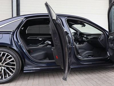 Second-hand Audi A8L S-Line 462 CP (339 kW) 2023 Berlinǎ