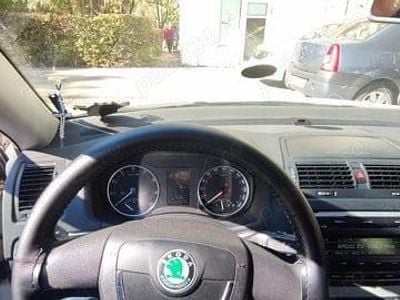 Second-hand Skoda Octavia 80 CP (58 kW) 2010 Galben Berlinǎ