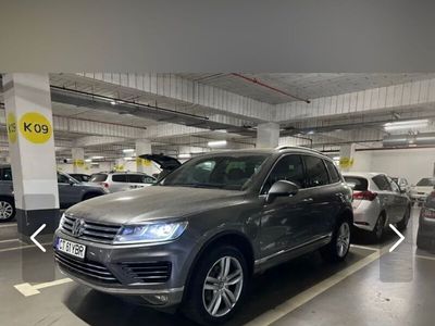 second-hand VW Touareg 