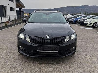 Culoarenegru Utilizat 2019 Skoda Octavia Style Break | 10.990 EUR (Preț bun)