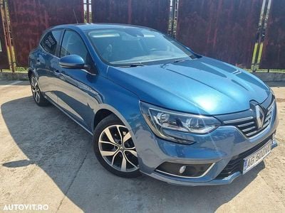 Second-hand Renault Mégane IV Intens 110 CP (80 kW) 2017 Culoarealbastru Hatchback