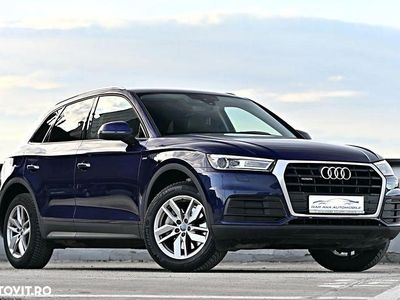 Second-hand Audi Q5 Premium 163 CP (119 kW) 2018 Culoarealbastru SUV