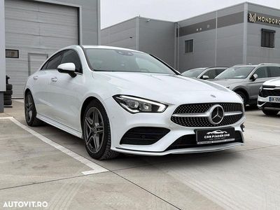 Culoarealb Utilizat 2021 Mercedes 220 AMG line Coupe | 28.990 EUR