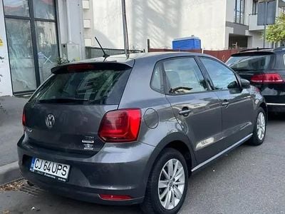 Second-hand VW Polo 90 CP (66 kW) 2015 Gri Hatchback