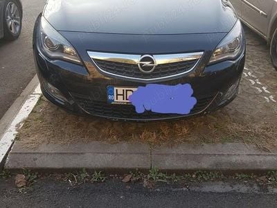Second-hand Opel Astra 125 CP (91 kW) 2011 Negru Break