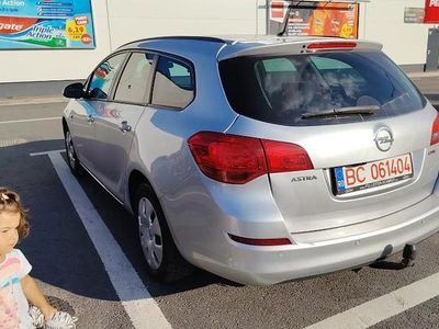 Gri Utilizat 2012 Opel Astra Berlinǎ | 3.900 EUR (Preț OK)