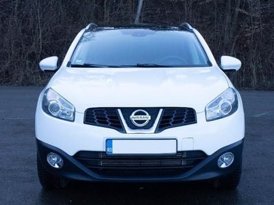 Alb Second-hand 2011 Nissan Qashqai SUV | 7.000 EUR (Preț OK)