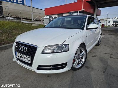 Second-hand Audi A3 Ambition 125 CP (91 kW) 2010 Culoarealb Hatchback