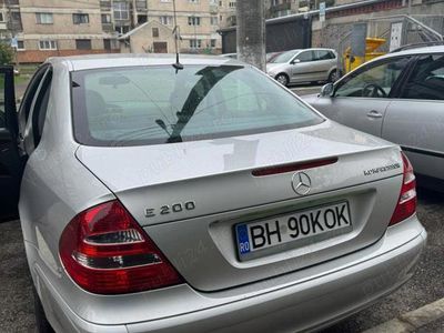 Second-hand Mercedes 200 170 CP (125 kW) 2004 Berlinǎ