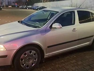 Argintiu Second-hand 2007 Skoda Octavia Berlinǎ | 1.800 EUR (Preț bun)