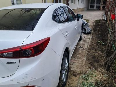 Utilizat 2014 Mazda 3 Berlinǎ | 3.500 EUR