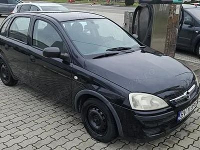 Negru Utilizat 2005 Opel Corsa Hatchback | 1.600 EUR (Preț OK)